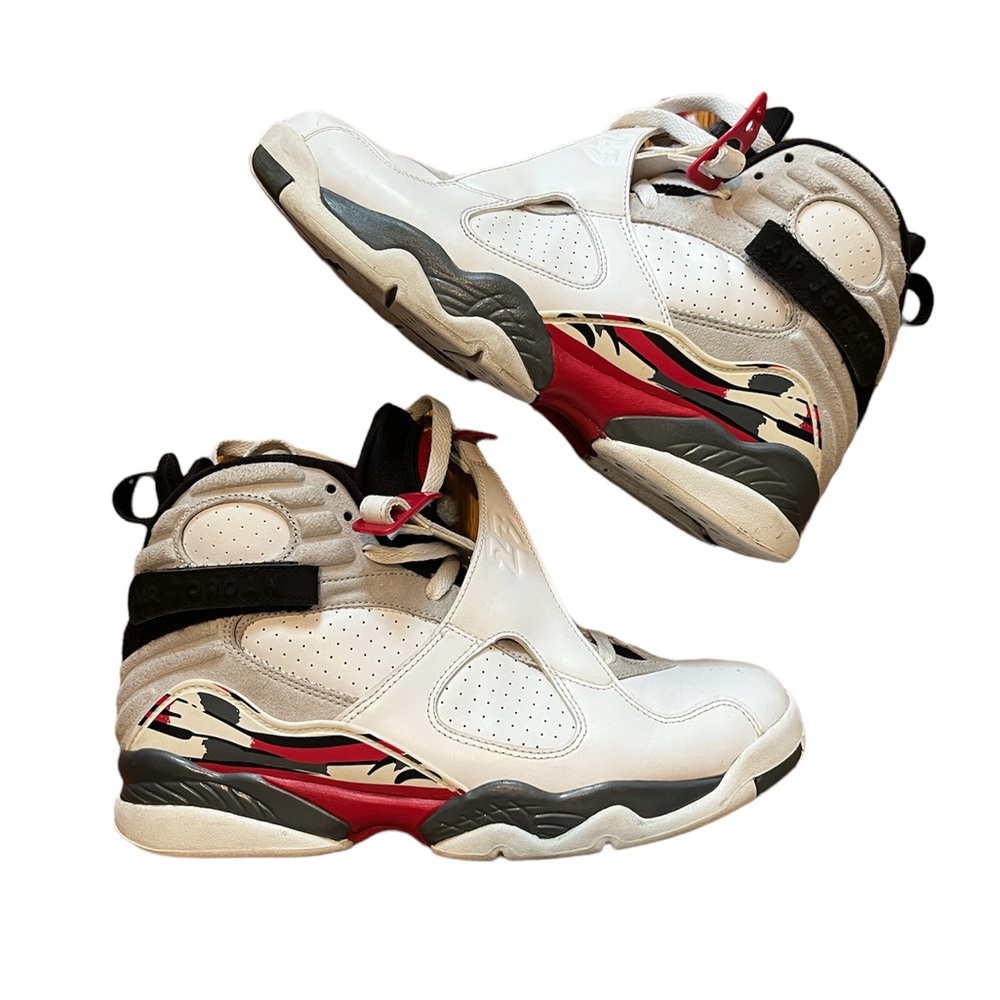 Nike Air Jordan 8 Retro’s “Bugs Bunny” 2013 Size 8.5 M